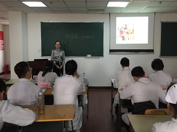 临床学院举办“2017年度第七届青年教师授课大奖赛”