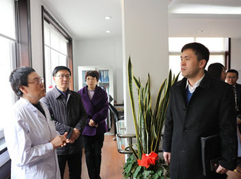 辽宁省卫生计生委来我院调研医联体工作
